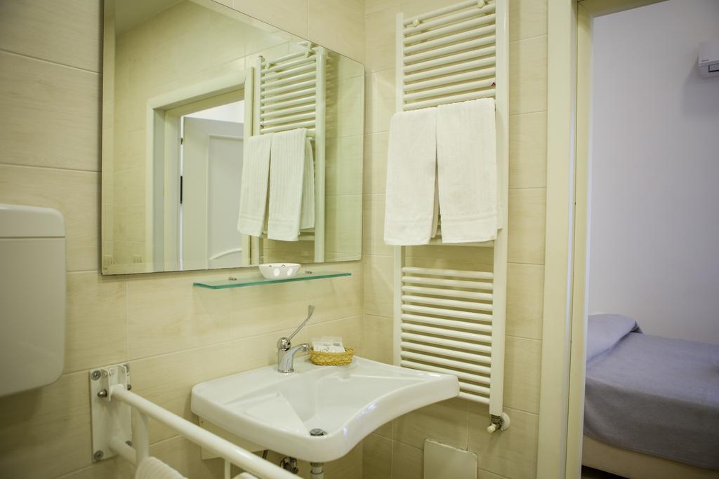 B&B Palazzo Ruffo Di Bagnara Νάπολη Εξωτερικό φωτογραφία