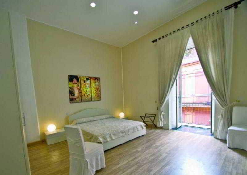 B&B Palazzo Ruffo Di Bagnara Νάπολη Εξωτερικό φωτογραφία